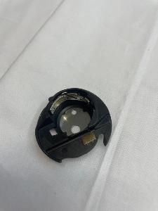 BOITIER A CANETTE MACHINE A COUDRE BERNETTE 70 /77 / 79 