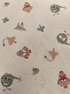 TISSU 100%  COTON  IMPRIME MOTIFS ENFANTS au mètre